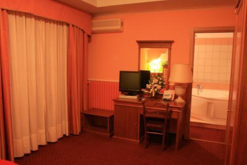 Marchesina Resort Srls Teggiano الغرفة الصورة